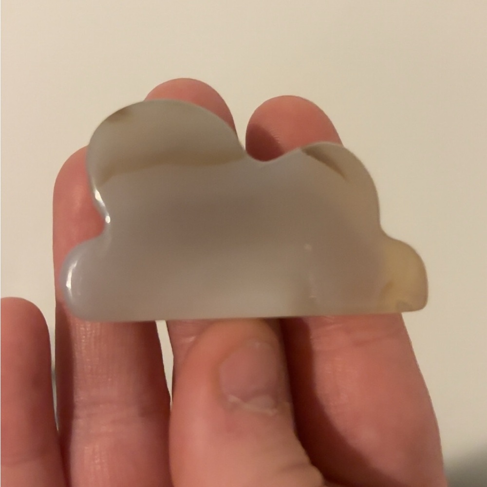 Cloud-Shaped Agate Stone